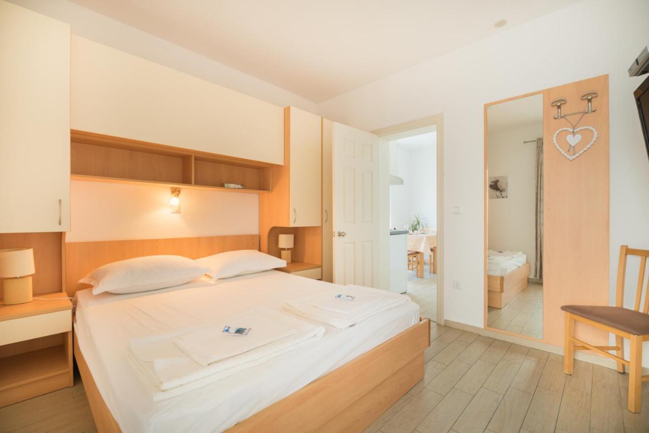 Villa Lelas Makarska Exterior photo